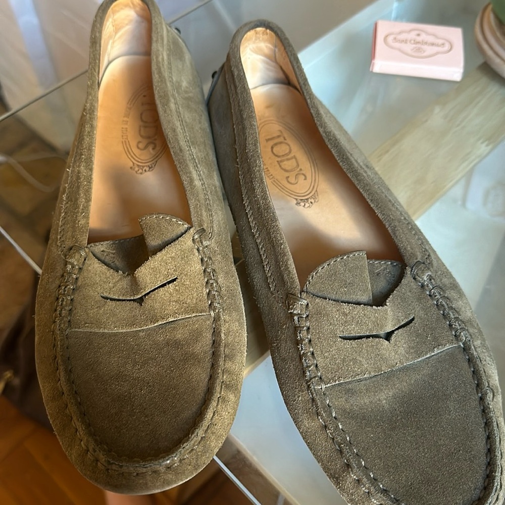 Tods suede women’s loafers- great condition